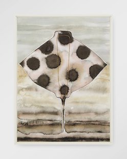 Urban Cotton Wandkleed 'Eagle Ray' 110 x 145cm in Floating Frame - off white