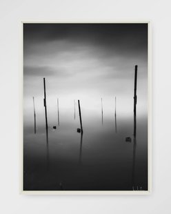 Urban Cotton Wandkleed 'Fall In' 110 x 145cm in Floating Frame - off white