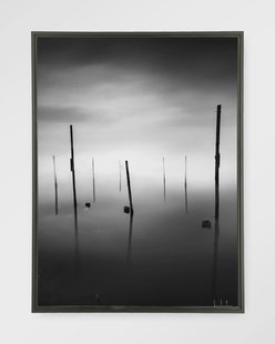 Urban Cotton Wandkleed 'Fall In' 145 x 190cm in Floating Frame - black