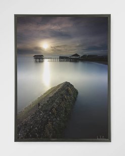 Urban Cotton Wandkleed 'Batu Lamunan' 110 x 145cm in Floating Frame - black
