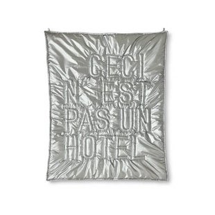 HKLIVING wanddecoratie Ceci n'est pas un hôtel (100x120 cm)