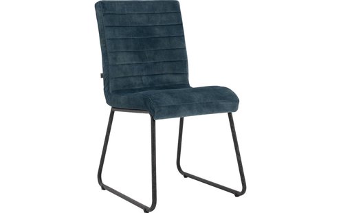 Goossens Eetkamerstoel Dax blauw velvet stof leuning, urban industrieel
