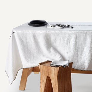 Tafelkleed in gewassen linnen, Tojos