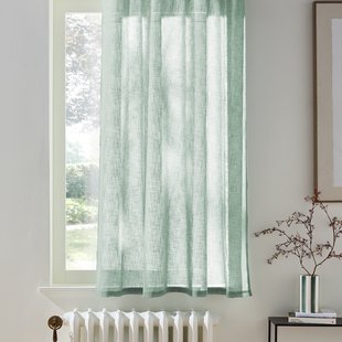 Radiator gordijn met aangerimpeld biesje, Nyong