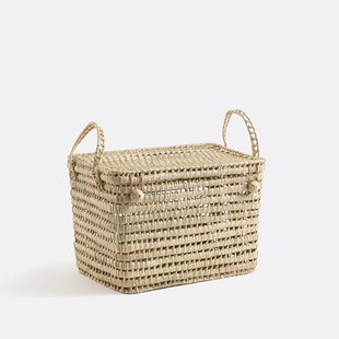 Mand in palmbladeren, Ghada