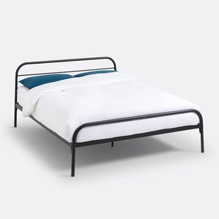 Bed in staal metaal, Cristo