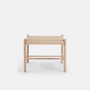 Bank/kruk in koord Taga