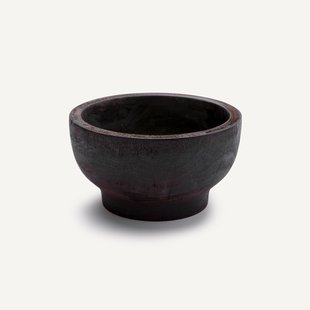 Schaal in gebrand mahoniehout, Nyesi