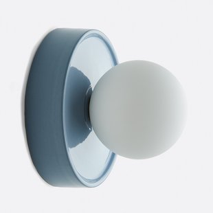 Ronde wandlamp van keramiek en opaline glas, Holi