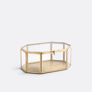 Vitrinekistje van glas en messing, Uyova