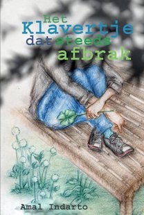 Het klavertje dat steeds afbrak