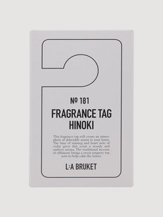 Geurhanger (nootmuskaat, cederhout)