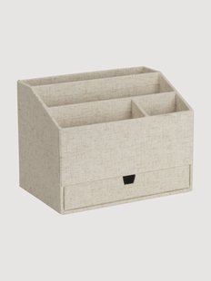 Bureau organizer Greta