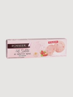 Koekjes met roze biscuit en aardbei