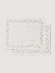 Handgeborduurde placemats Ivy van gewassen linnen, 2-delig