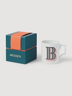 Handgemaakte beker Initials met decoratief motief, Westwing x MEISSEN