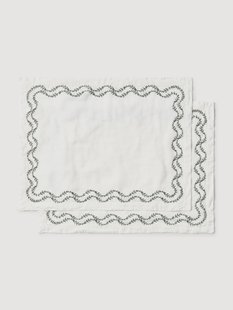 Handgeborduurde placemats Ivy van gewassen linnen, 2-delig