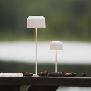 Konstsmide LED tafellamp Lille, hoogte 20 cm, wit, IP54, USB