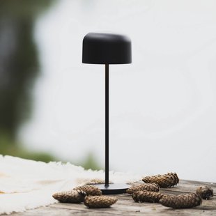 Konstsmide LED tafellamp Lille, hoogte 36 cm, zwart, IP54, USB