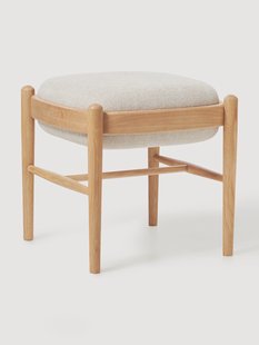 Gestoffeerde kruk Imara van eikenhout