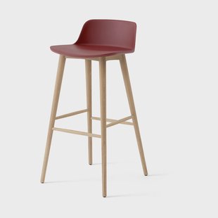 &Tradition Rely HW123 barkruk Red brown-lackerad ek, 75 cm