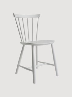 Handgemaakte eetstoel J46 van beukenhout