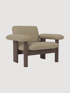 Loungefauteuil Brasilia van eikenhout met boucl&eacute; bekleding