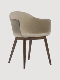 Boucl&eacute; armleunstoel Harbour met eikenhouten poten