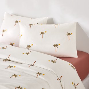 Bedlinnenset 30% gerecycled katoen, rechthoekige kussensloop, palmboomprint, PARADELA