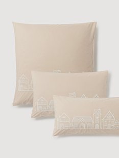 Geborduurde kussenhoes Viggo van perkalkatoen