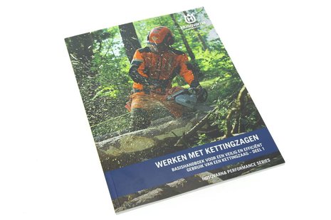 Husqvarna werken met kettingzaag deel 1