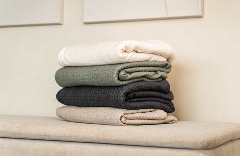 Kayori Mofu Plaid Sand | Swiss Sense