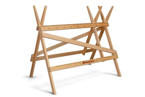 Husqvarna zaagbok van hout met logo