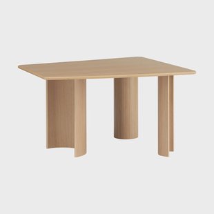 Muuto Re-norm eettafel Gelakt eikenfineer, 130x120 cm