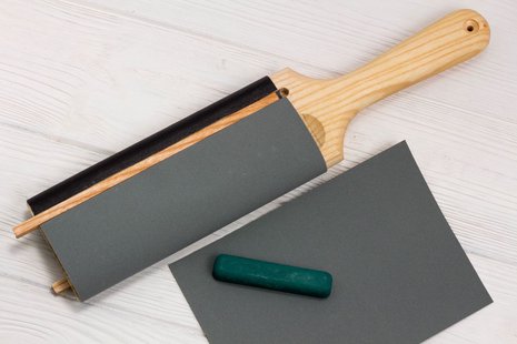 Beavercraft paddle strop for spoon knive