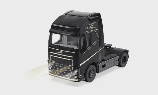 Volvo FH16 Met Bluetooth App Control Op Schaal 1:32