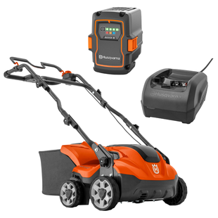 Husqvarna S138I Verticuteermachine Actie