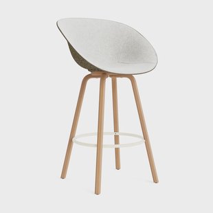 Normann Copenhagen Mat Bar Armchair armstoel voorkant gestoffeerd 75 cm Hallingdal 110-seaweed-beech-cream steel