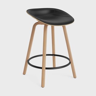 Normann Copenhagen Mat Barstool barkruk voorkant gestoffeerd 65 cm Ultra 41599-hemp-beech-black steel