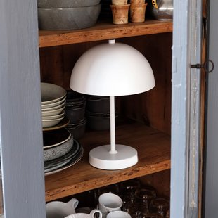 LED tafellamp op accu Stockholm Portable, wit Dyberg Larsen - Woonkamer - Scandinavisch - Metaal - Met lampenkap