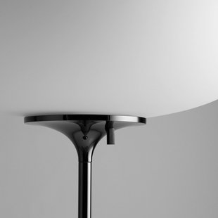 Stemlite vloerlamp, zwart-chroom, hoogte 110 cm, dimbaar GUBI - Woonkamer - Designer - Metaal - 1 lamp