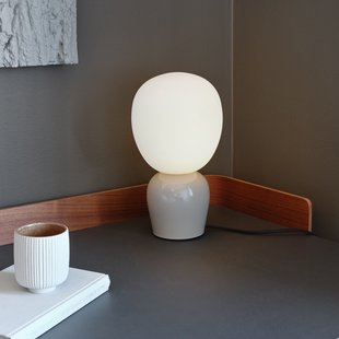 Buddy tafellamp, grijs, metaal/glas, hoogte 33,5 cm Belid - Woonkamer - Designer - Bol