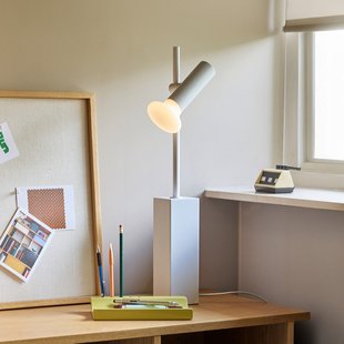SET tafellamp lichtgrijs, hoogte 60 cm Hübsch - Woonkamer - Modern - Metaal - 1 lamp