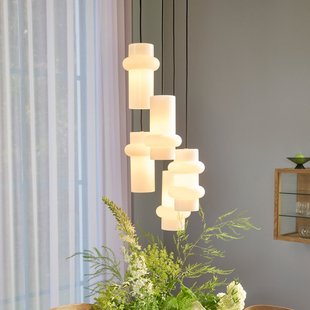 Pilule Down hanglamp, glanzend wit, Ø 15 cm Hübsch - Woonkamer - Scandinavisch - Glas - 1 lamp