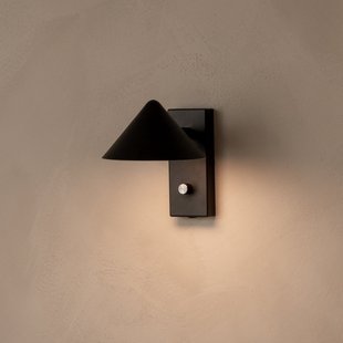 Kuro wandlamp, zwart, 16 cm, G9, stekker Watt & Veke - Woonkamer - Designer - Metaal - 1 lamp