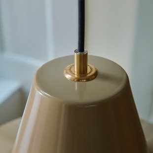 Workshop W3 hanglamp, beige aluminium, E27 Made By Hand - Woonkamer - Scandinavisch - 1 lamp