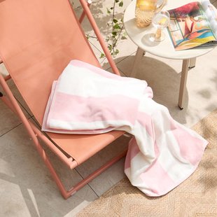 BEACHWAVE strandlaken Bold Stripe - lichtroze (velours) (180x100 cm)