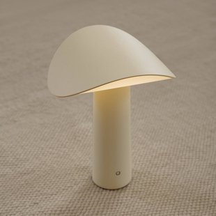 GEJST LED tafellamp Lium, lichtgeel, 2.700 K, USB