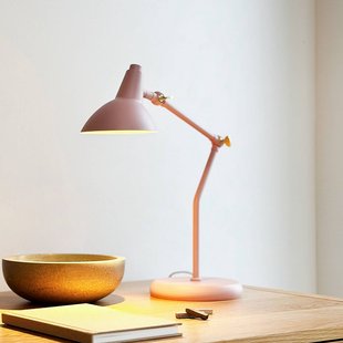Dyberg Larsen tafellamp Vela, roze, hoogte 45 cm