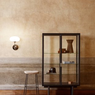 Gubi wandlamp Stemlite, zwart-chroom, breedte 32 cm stekker